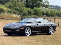 JAGUAR XK8